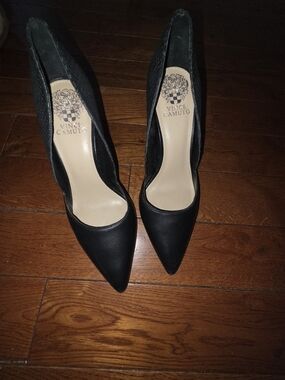 Vince Camuto Black Pointed-Toe Stiletto Pumps